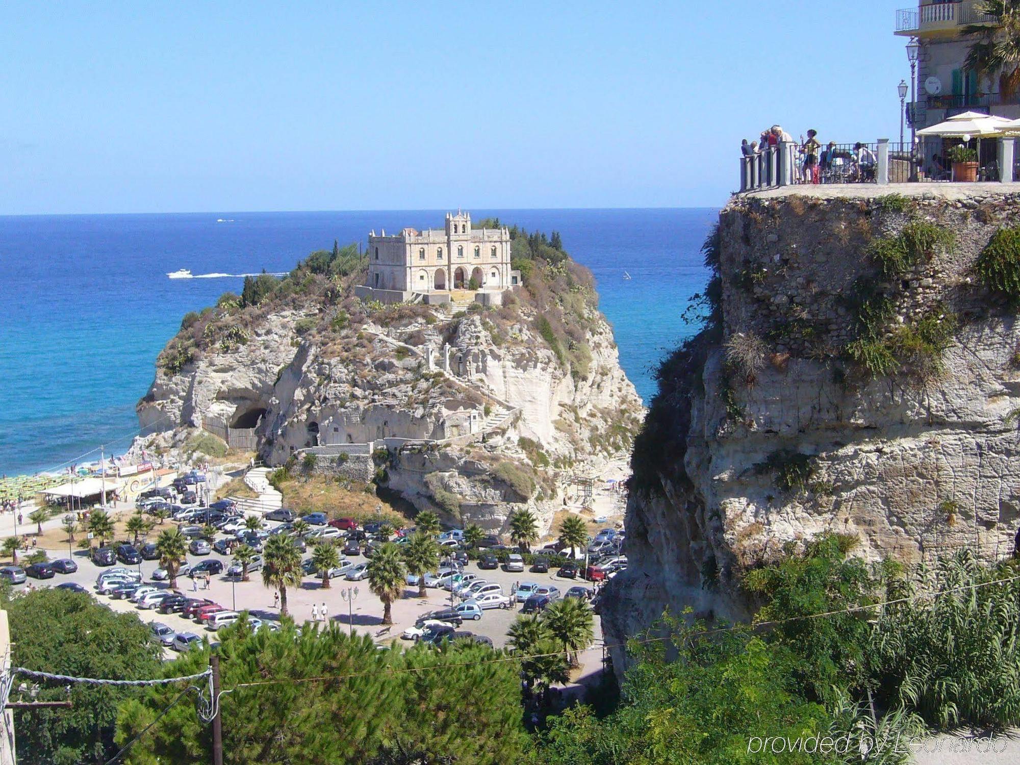 Hotel Virgilio Тропея Удобства фото